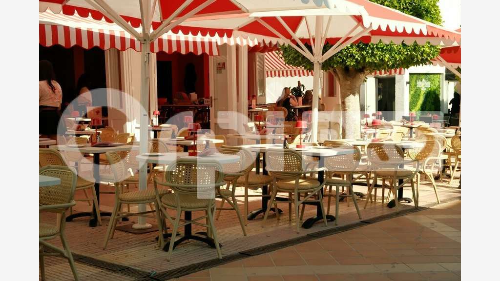 Vente restaurant de 150m² à Carnon Plage vue port