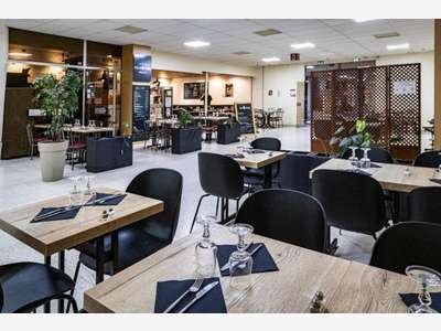 Restaurant avec terrasse à vendre à Cergy
