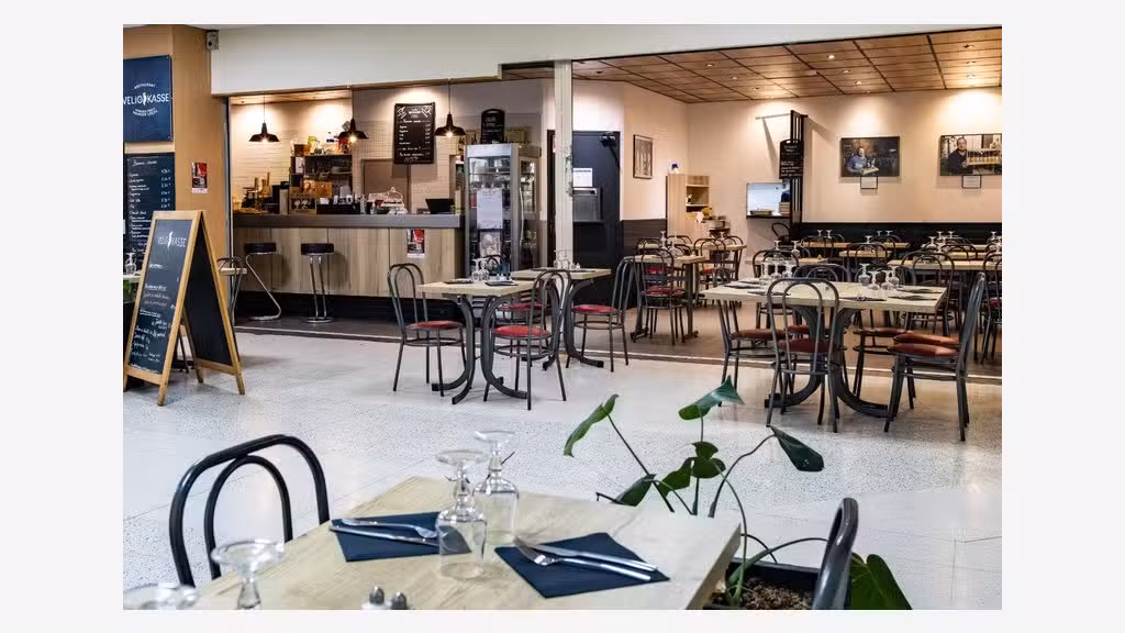 Restaurant avec terrasse à vendre à Cergy