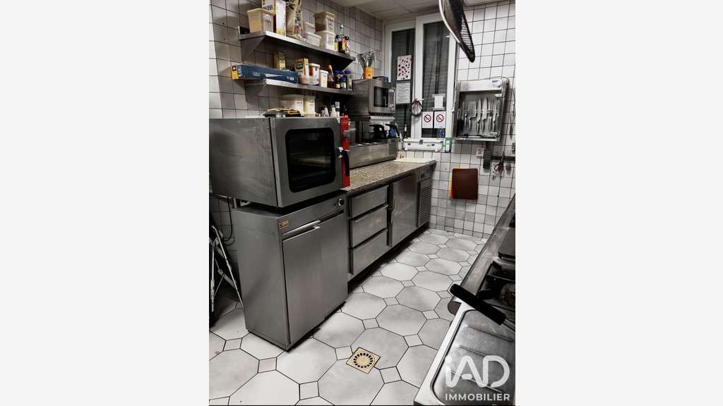 Vente restaurant bar de 150m² à Châtel St Germain