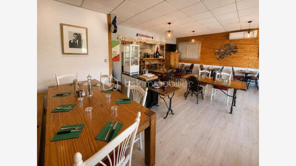 À vendre pizzeria excellente visibilité à Chavanod