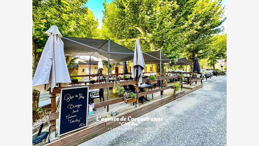 Vente brasserie idéalement située à Collobrières