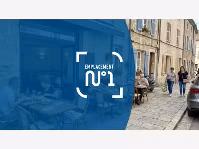 Restaurant à vendre centre ville à 10mn de Cournon
