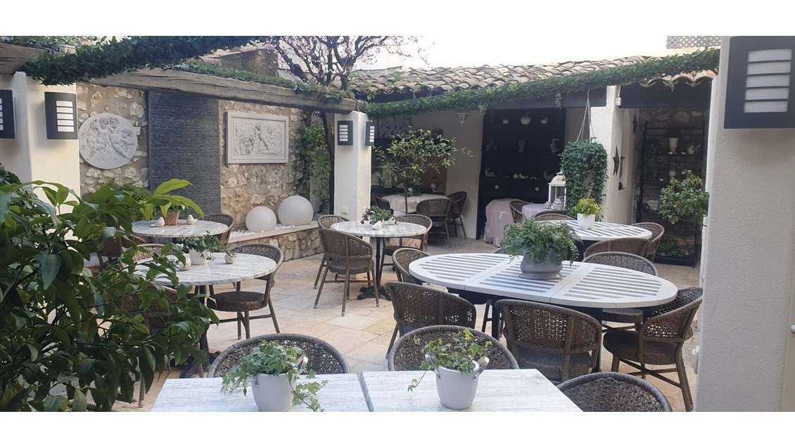 Vente magnifique restaurant de charme à Vence
