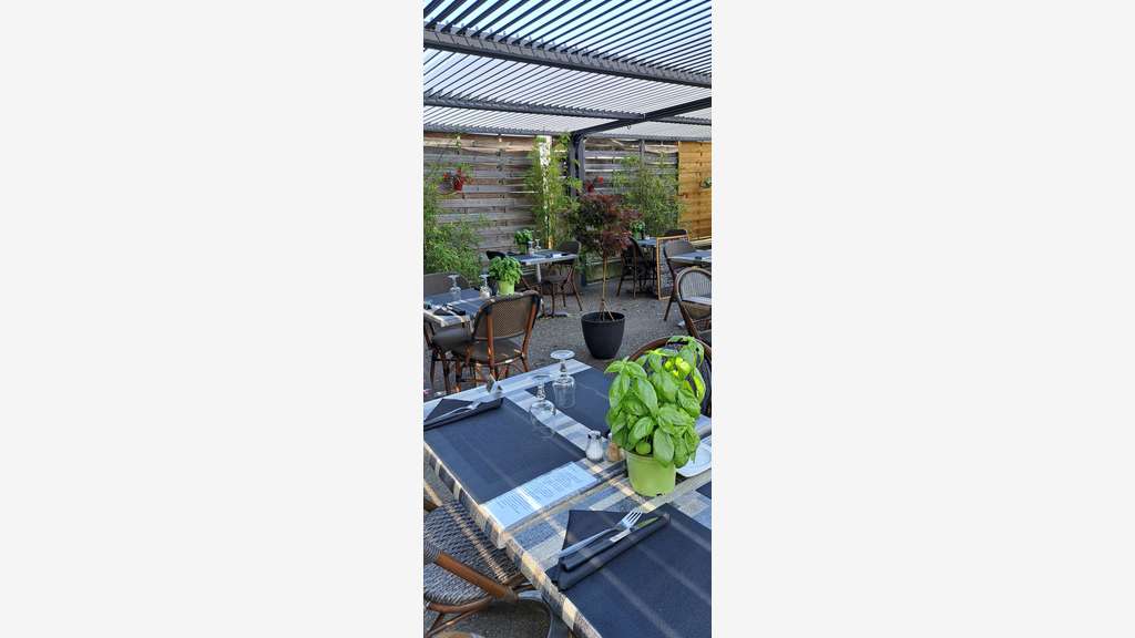 AV très beau restaurant traiteur à Digne Les Bains