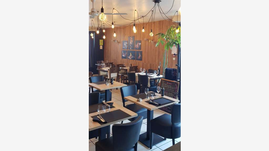 AV très beau restaurant traiteur à Digne Les Bains