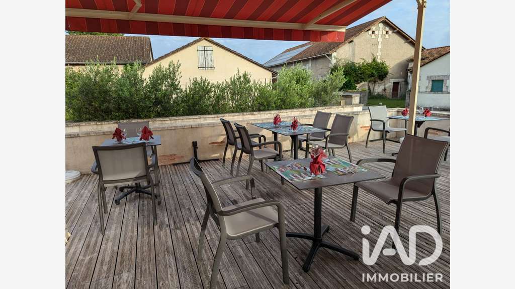 Vente restaurant auberge clé en main à Echourgnac