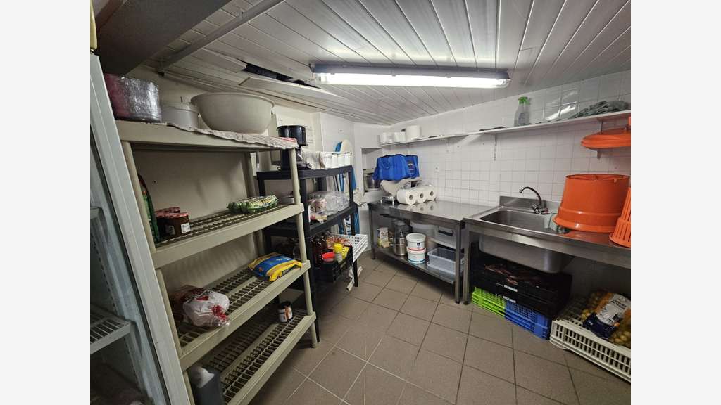 AV restaurant bar L. IV sur site touristique 37