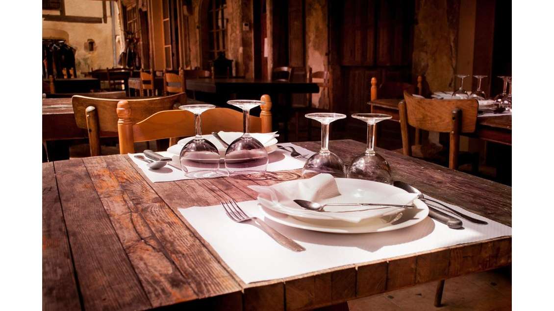 A vendre restaurant à développer avec terrasse