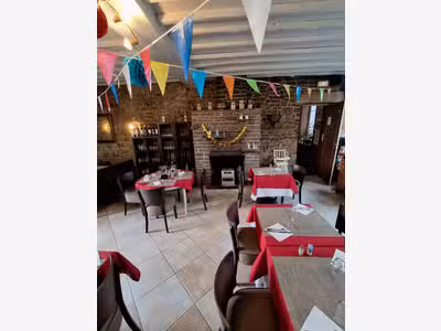 AV restaurant bar 3 salles terrasse et logt Flers