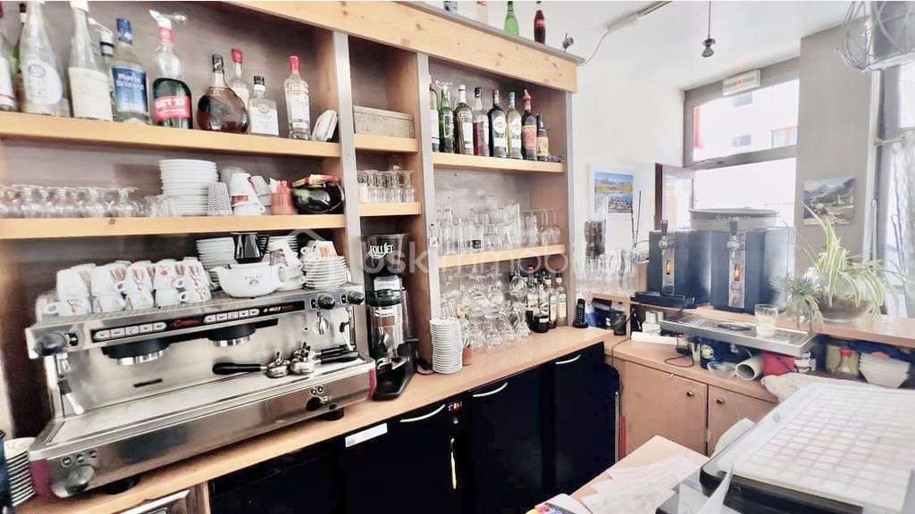 AV restaurant excellente notoriété à Fourneaux