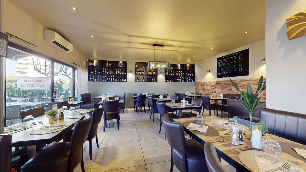 A vendre restaurant sur empl idéal 1 bis à Fréjus