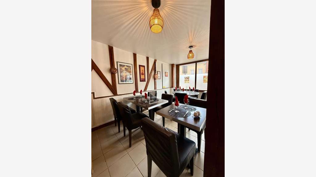 Restaurant équipé avec terrasse –Belle opportunité