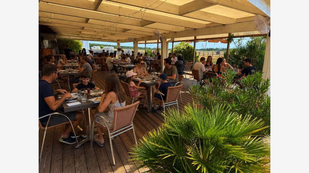 A vendre bar restaurant proche Bordeaux