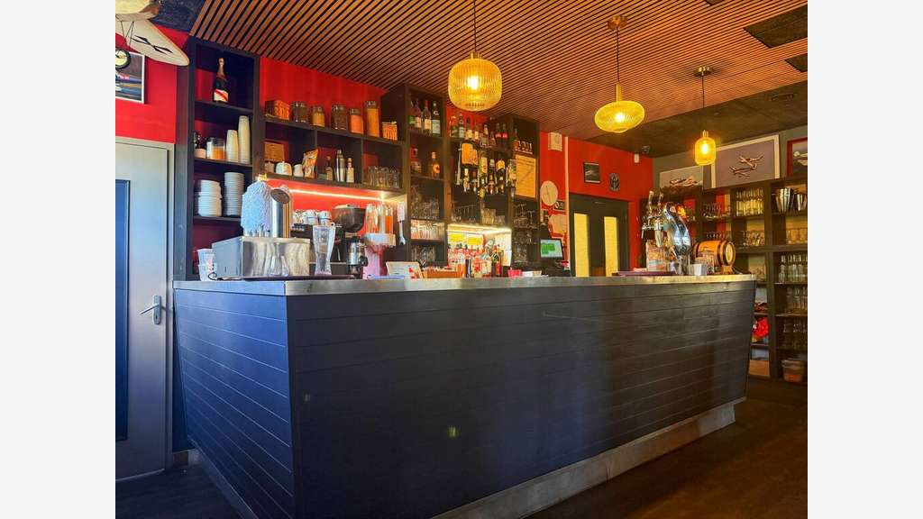 A vendre bar restaurant proche Bordeaux