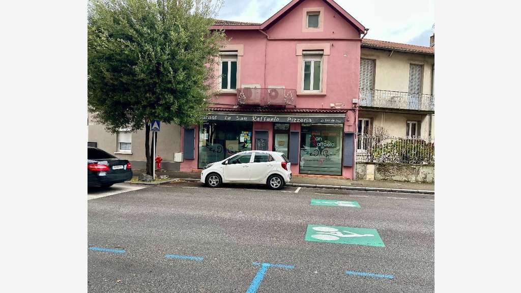 Vente restaurant pizzeria feu de bois en Ardèche