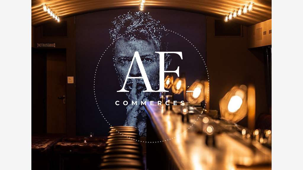 A vendre bar restaurant lieu événementiel dept 92