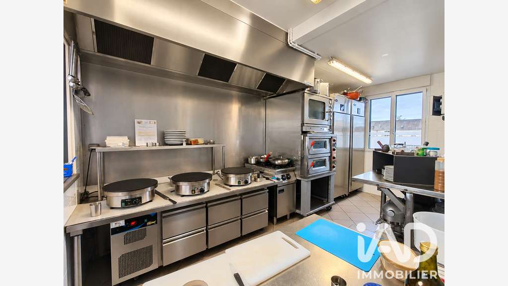 Vente crêperie restaurant à Huillé Lézigné