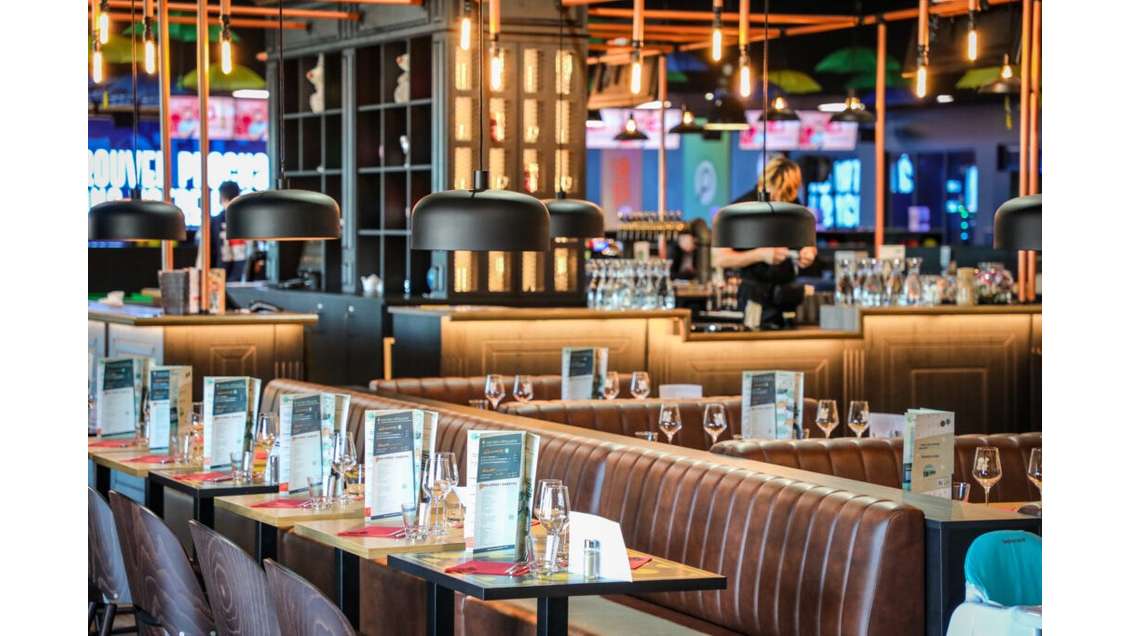 A vendre bar brasserie de 217m² à Hyères centre