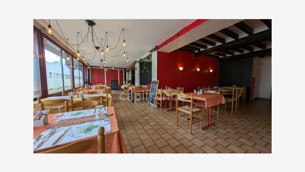 AV murs et fonds restaurant empl n°1 à Javron