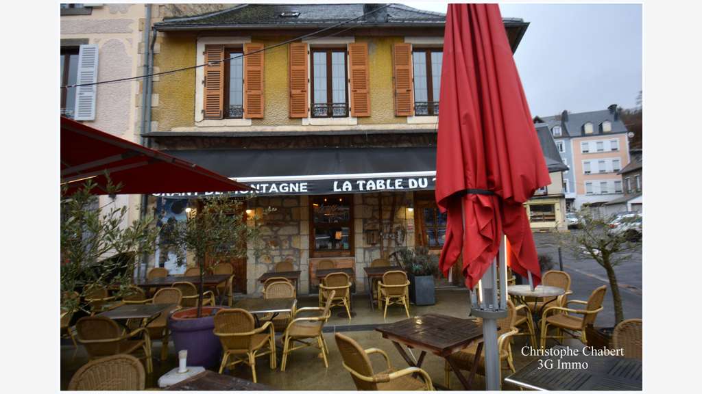 A vendre restaurant 35 couv La Bourboule bel empl