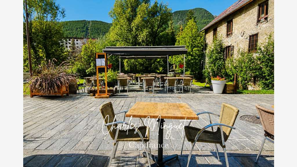 Vente restaurant bar licence IV La Salle Les Alpes