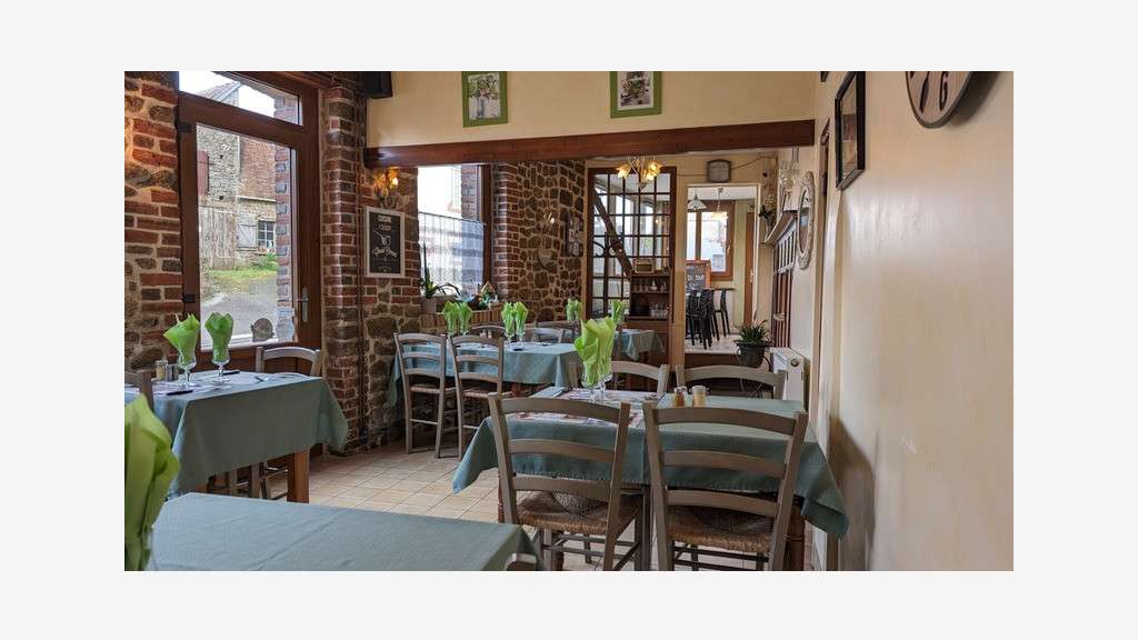 A vendre bar restaurant à La Sauvagère