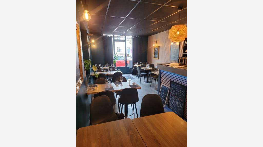 Restaurant à vendre au centre de la Terrasse