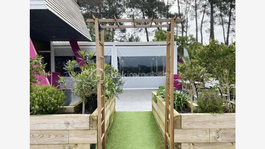 À vendre FDC restaurant empl stratégique à Cazaux