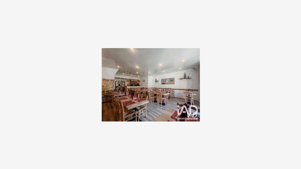 Vente restaurant de caractère à Largentière centre