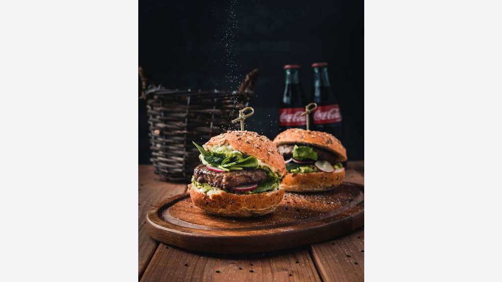 A vendre restaurant en centre-ville de Laval 