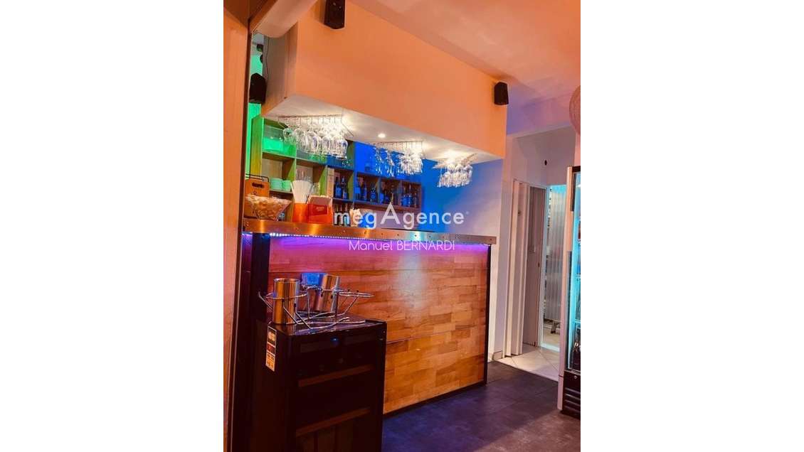 Vente restaurant zone touristique et animée 971