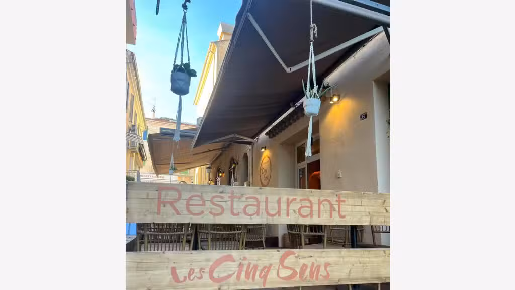 Vente restaurant en centre village du Lavandou