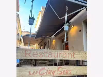 Vente restaurant en centre village du Lavandou