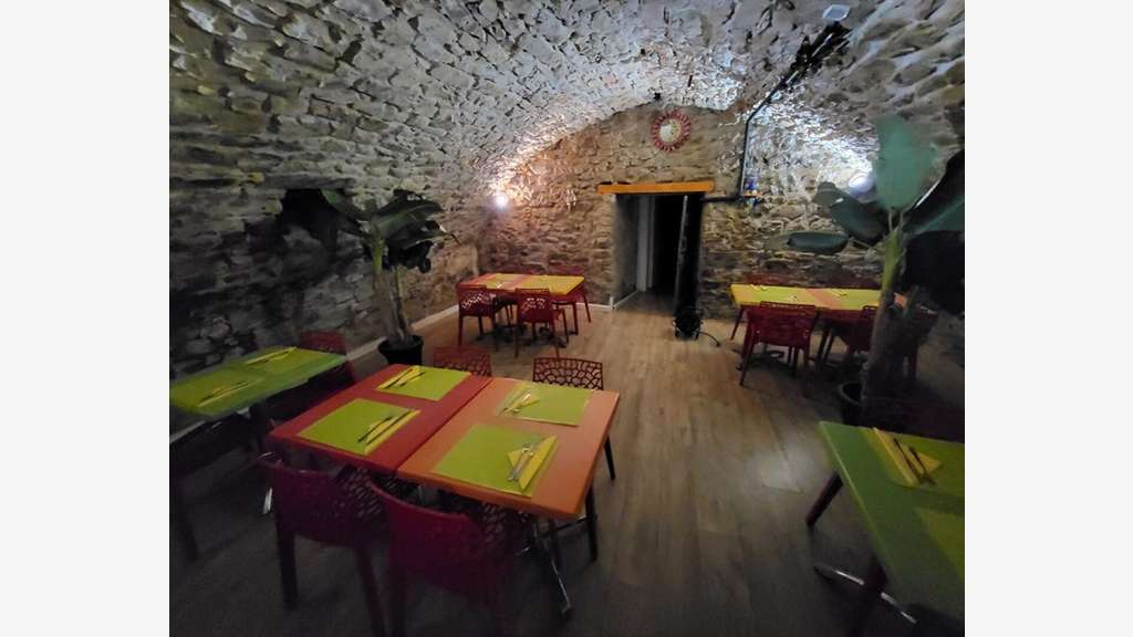 AV restaurant 140 couverts avec terrasse Le Mans