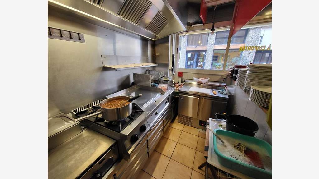 AV restaurant 140 couverts avec terrasse Le Mans
