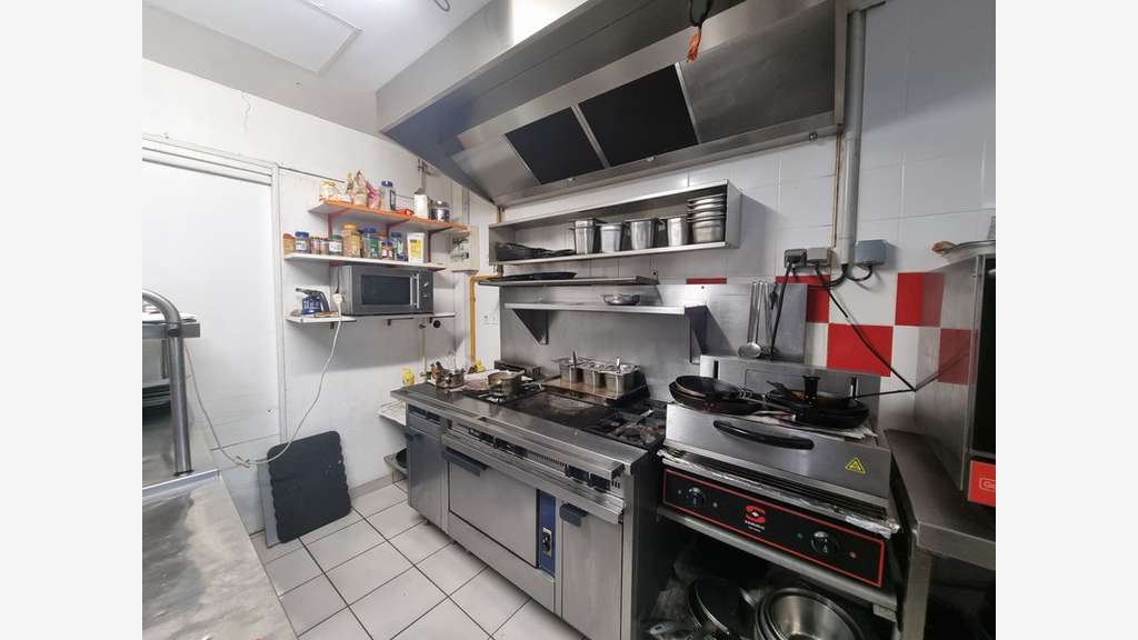 Restaurant + logement à vendre le Poiré sur Vie