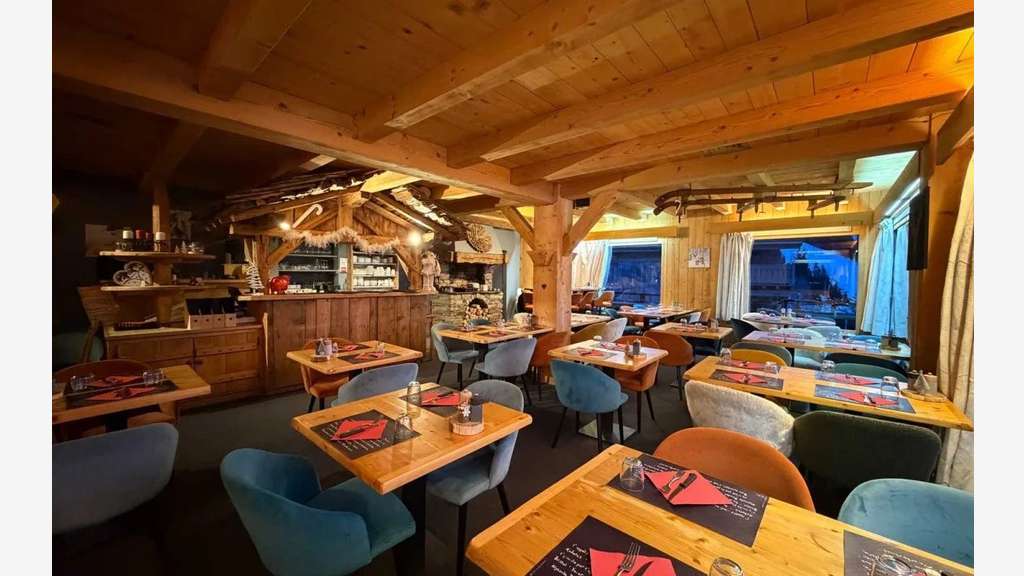 AV restaurant bar lic IV station internationale 73