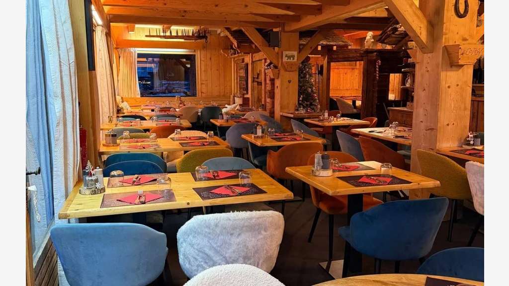 AV restaurant bar lic IV station internationale 73