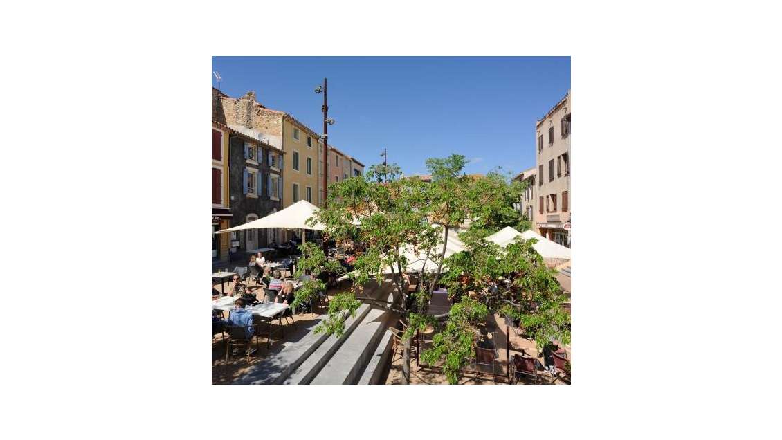 FDC restaurant avec terrasse à vendre à Leucate