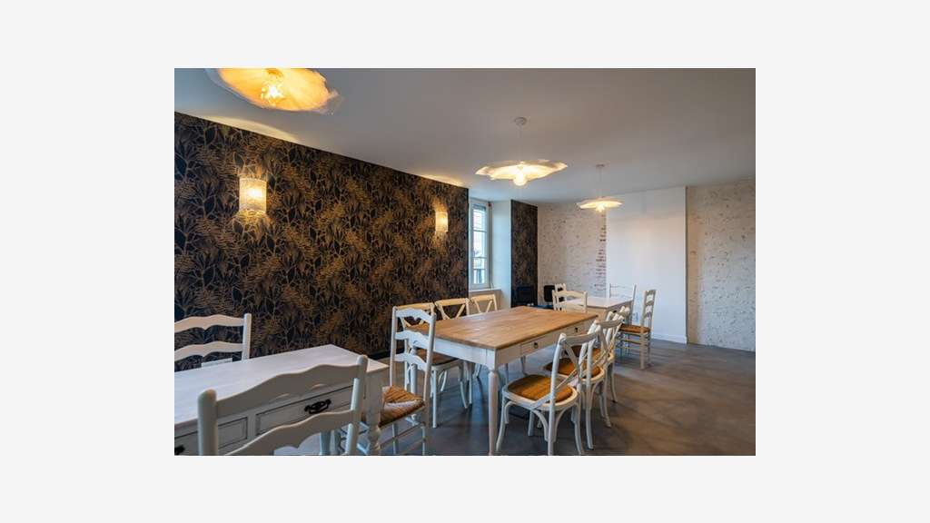 Vente restaurant du midi en centre village Loiret
