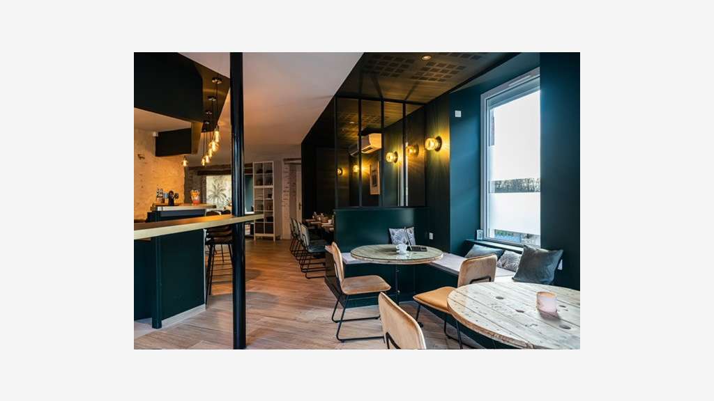Vente restaurant du midi en centre village Loiret