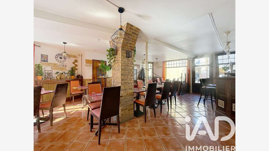 Vente restaurant proche centre de Nogent-le-Roi