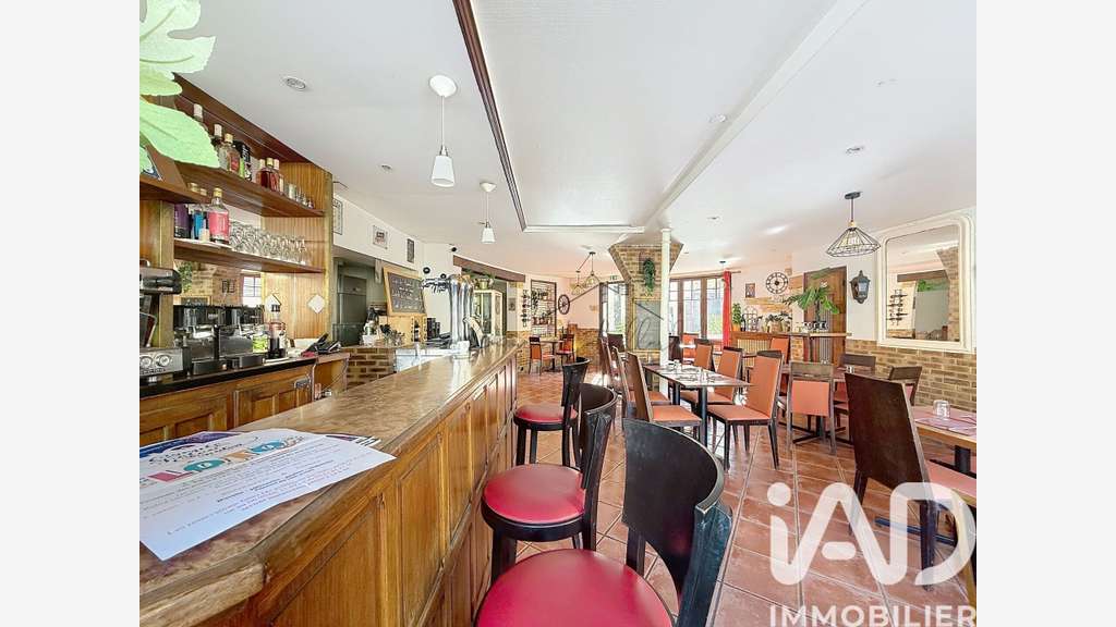 Vente restaurant proche centre de Nogent-le-Roi