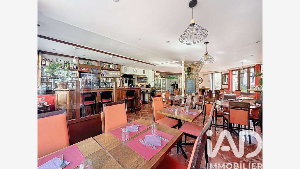 Vente restaurant proche centre de Nogent-le-Roi