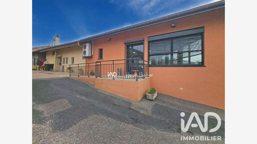 Vente restaurant logement T4 à Mantenay-Montlin