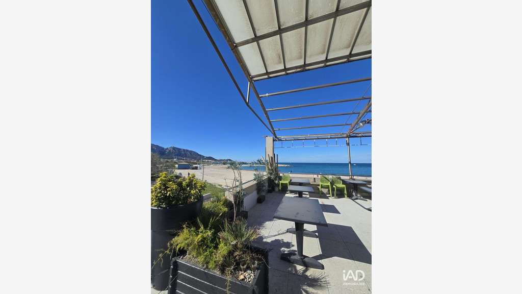 Vente restaurant 330m² à Marseille 13008 vue mer