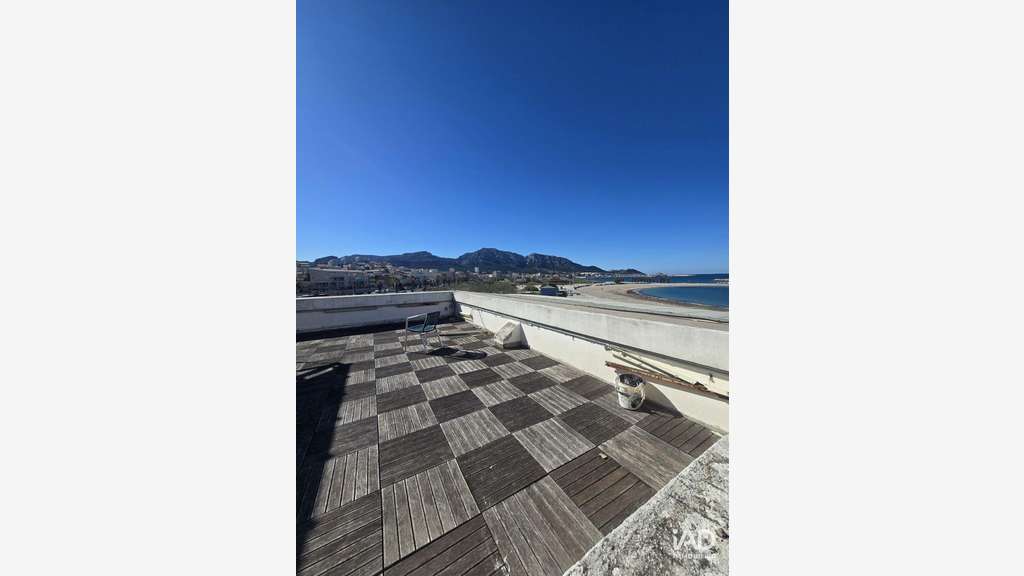 Vente restaurant 330m² à Marseille 13008 vue mer