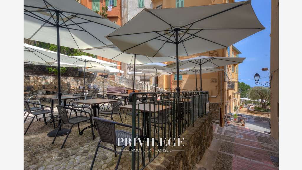 Vente restaurant bar à vin de charme à Menton