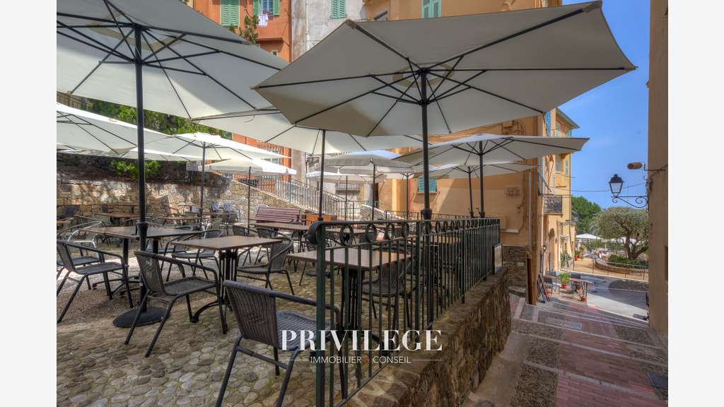 Vente restaurant bar à vin de charme à Menton